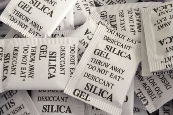 White Silica Gel - 0,5 g PE Pockets Silikagel 500 Pieces - For Textile